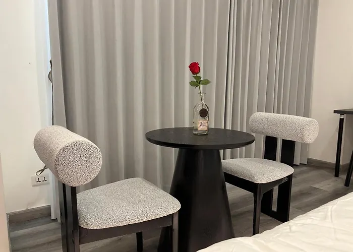 Aparthotel Hong Ji Gardens 327 Near Mall Of 4*